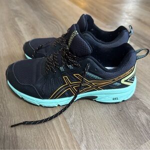 Asics Black and Teal Sneakers women’s size 6 in excellent condition